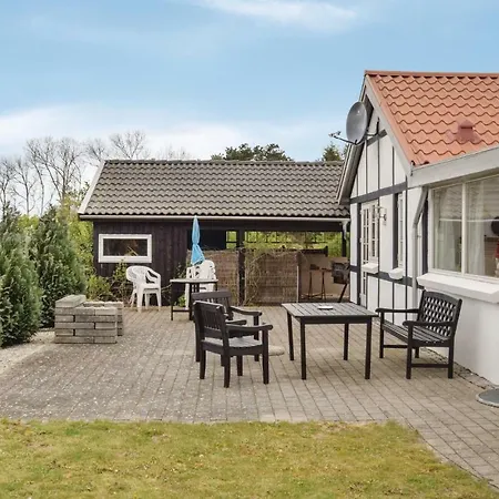 Three-bedroom Holiday In Tranekar Hébergement de vacances Tranekær