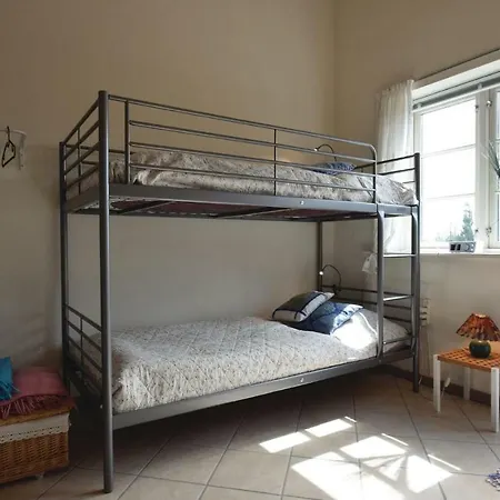 Three-bedroom Holiday In Tranekar